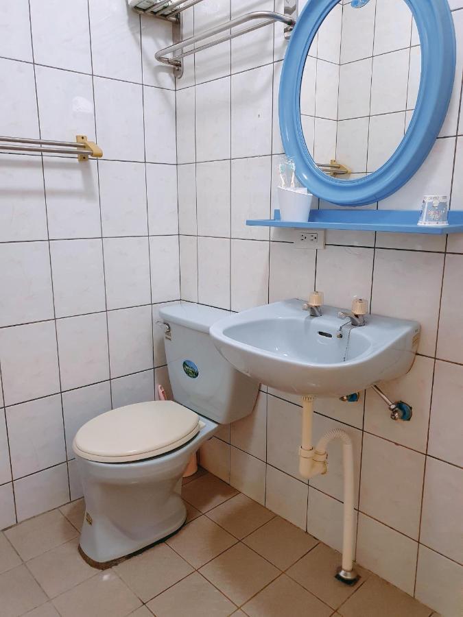Ching Yue B&B Джиуфен Екстериор снимка