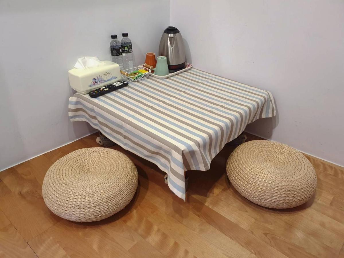 Ching Yue B&B Джиуфен Екстериор снимка